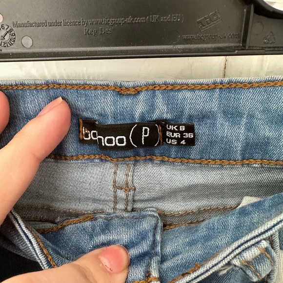 BOOHOO Petite Size 8 Blue Ripped Skinny Jeans - Picture 7 of 12